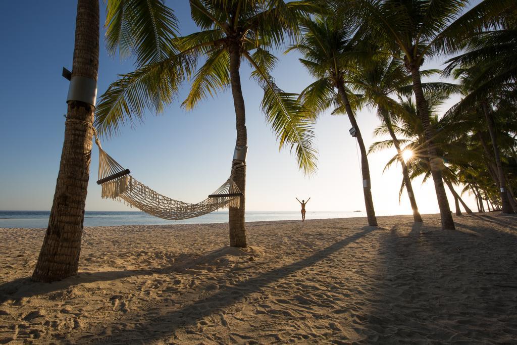 Oceanica Resort Panglao, Bohol Екстериор снимка Beach at the resort
