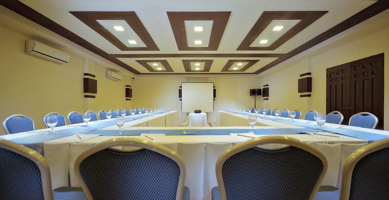 Oceanica Resort Panglao, Bohol Екстериор снимка Meeting room