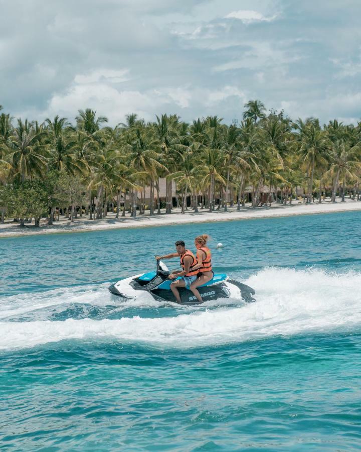 Oceanica Resort Panglao, Bohol Екстериор снимка Jet skiing in Cancun, Mexico