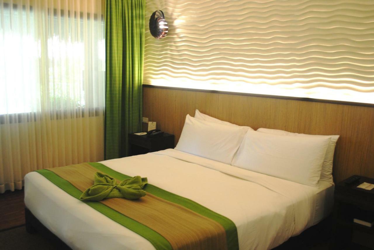 Oceanica Resort Panglao, Bohol Екстериор снимка A room at the hotel